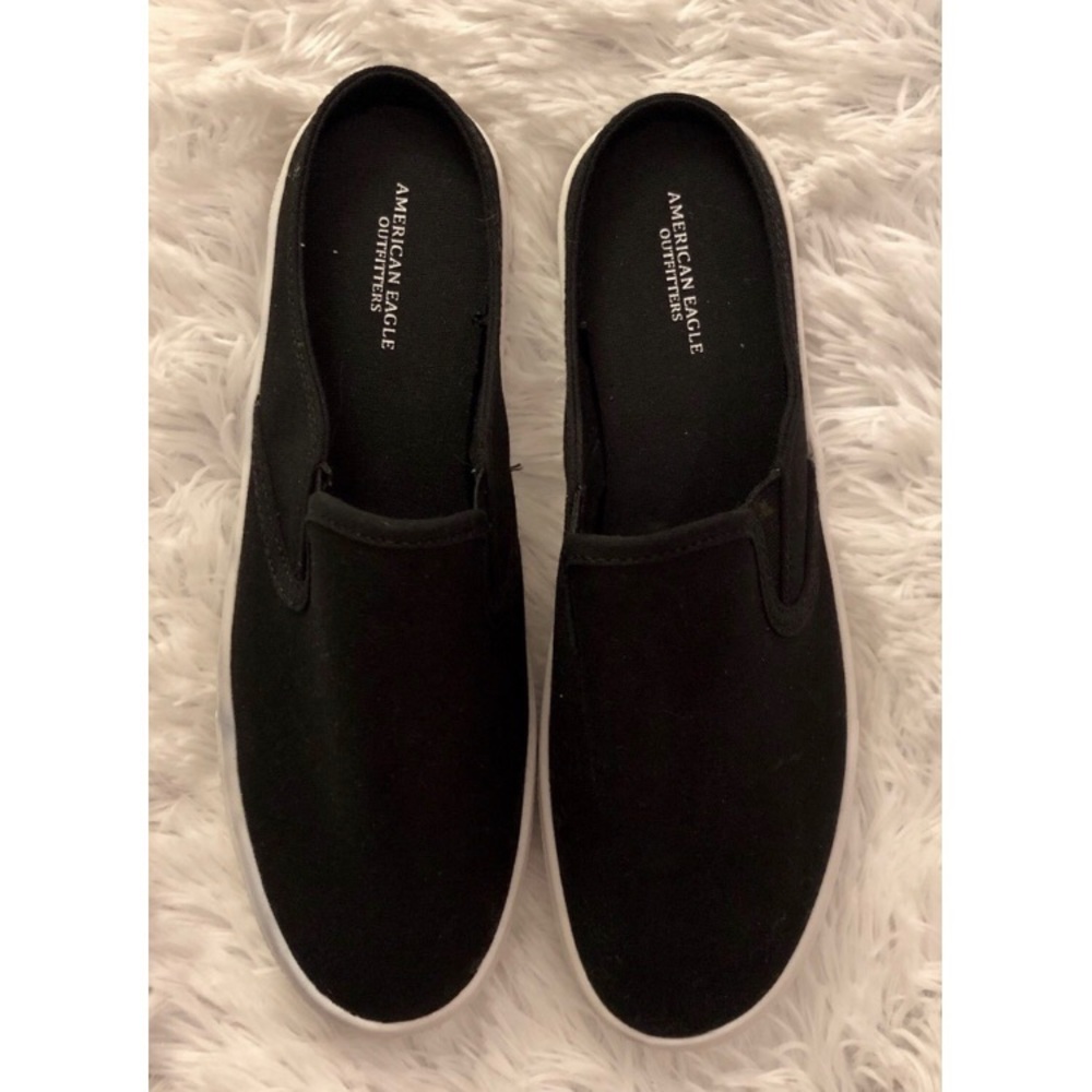 AE Slip On Platform Sneaker
